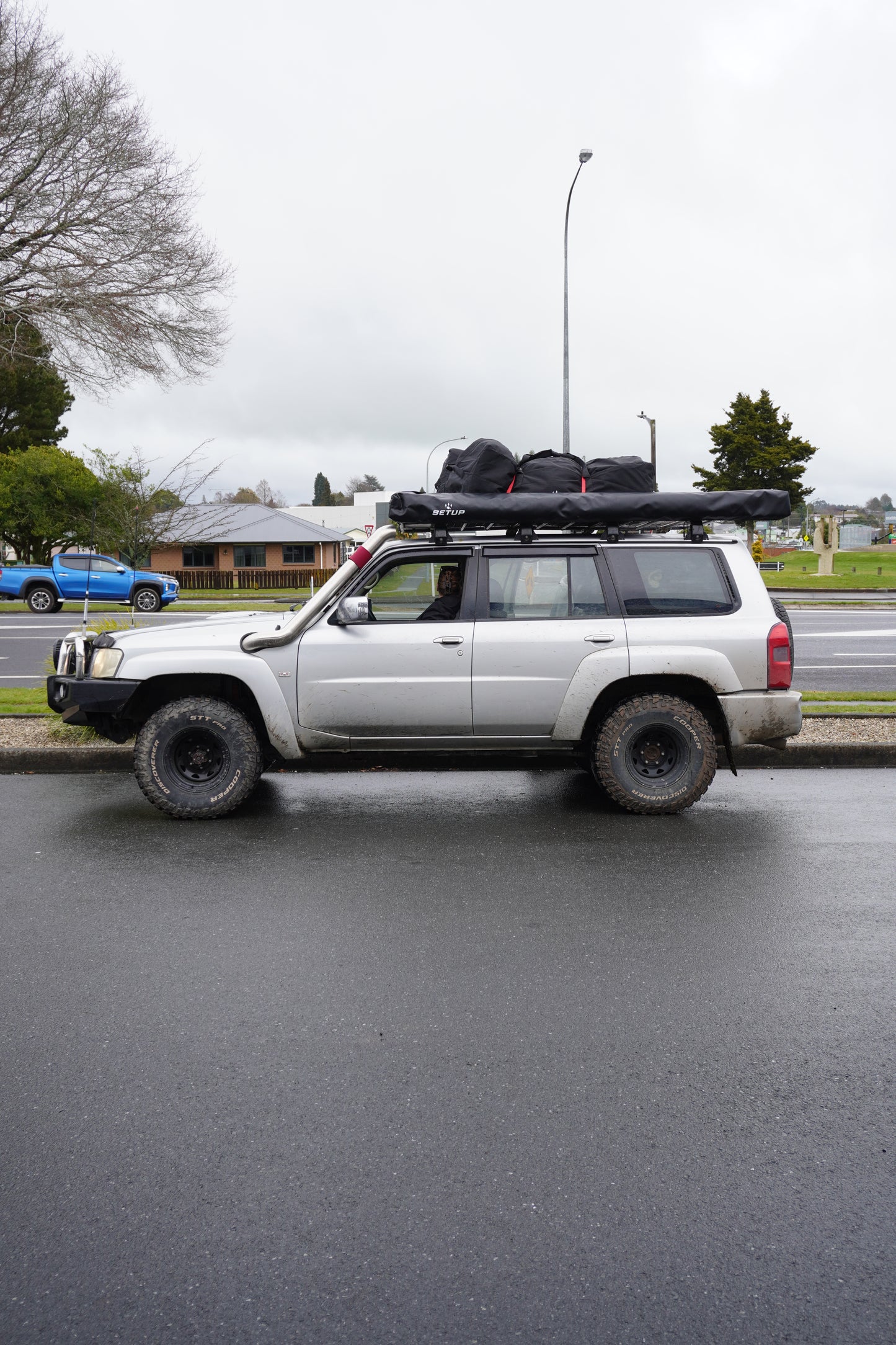 270 Degree Vehicle Awning